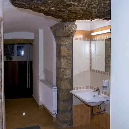 ホテル Garni Belveder Hřensko