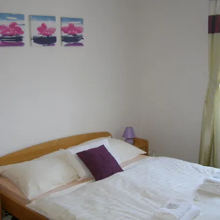 Garni Belveder * Hřensko